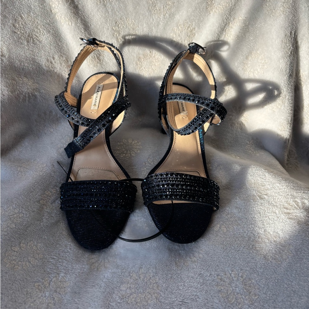 Elegant Navy Blue Strappy Sandals